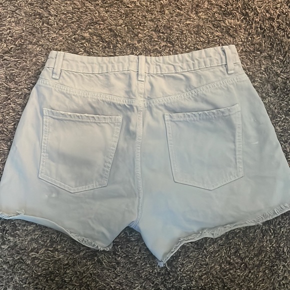 Light blue dynamite high-waisted denim shorts, size 30 - Picture 2 of 3